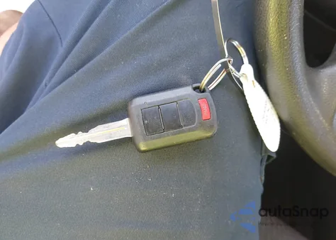 2018 Mitsubishi Outlander Sport 2.0 Es/2.0 Le z USA, uszkodzony, nr VIN JA4AP3AU4JU021005